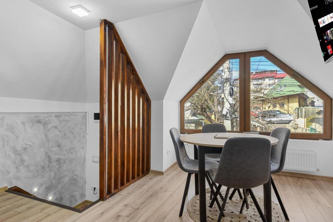 Two Bedrooms Hytta Apartment Sinaia Buitenkant foto