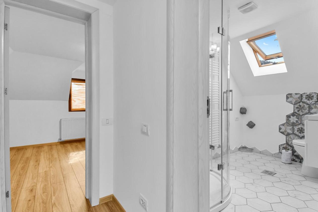 Two Bedrooms Hytta Apartment Sinaia Buitenkant foto